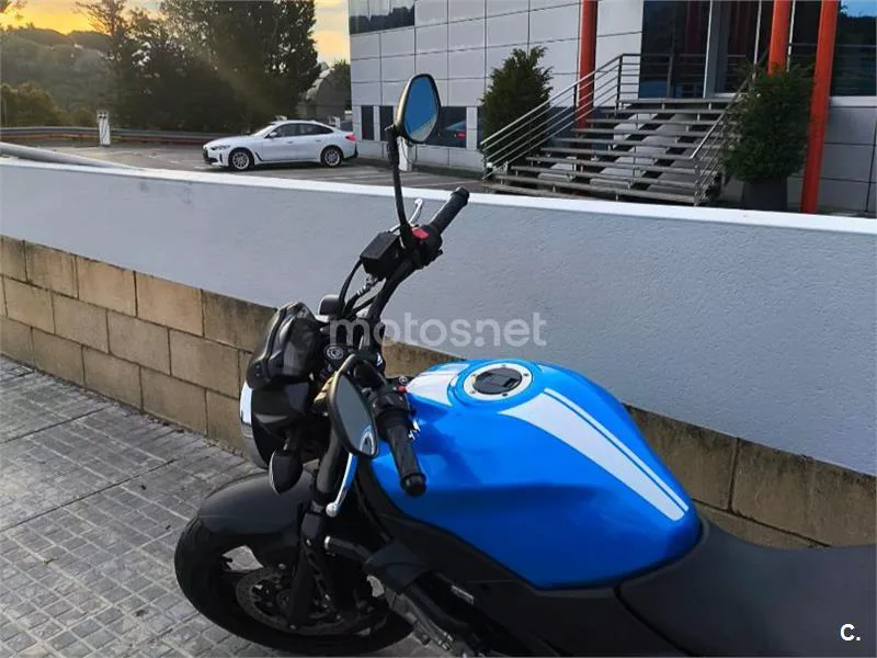 Suzuki SV650 3650 € 2017 Barcelona - 2