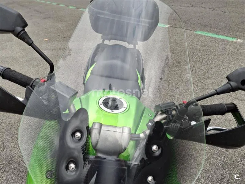 Kawasaki Versys 650 - Vista 16