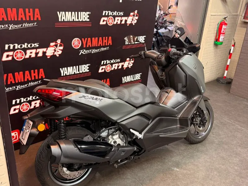 Yamaha XMAX 300 - Vista 9