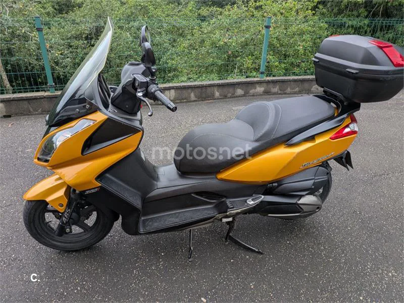 Kymco Super Dink 300 - Vista 3