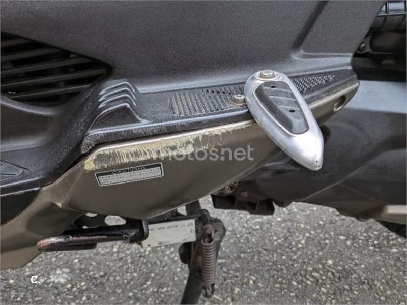 Kymco Super Dink 300 - Vista 7