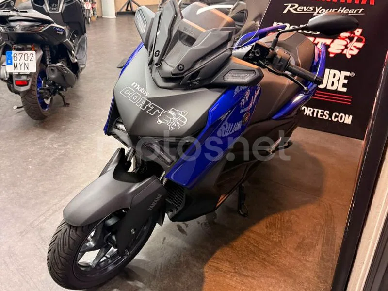 Yamaha XMAX 300 - Vista 13