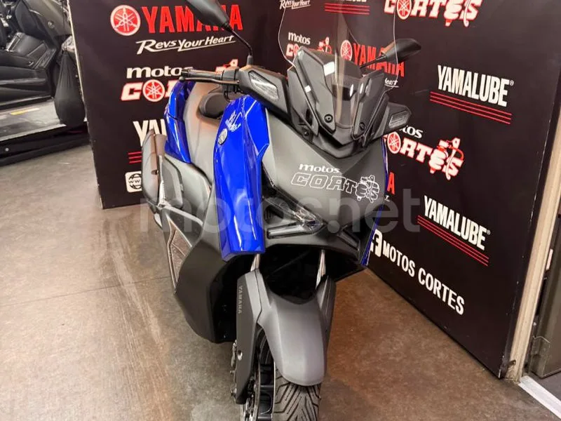 Yamaha XMAX 300 - Vista 14