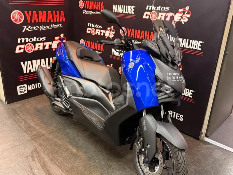 Yamaha XMAX 300 - Vista 5