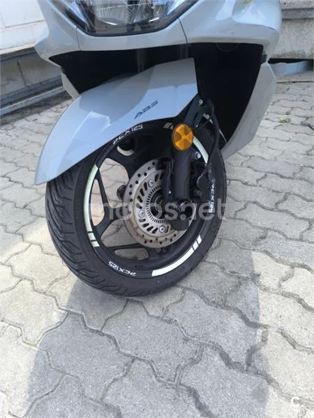 Honda PCX125 - Vista 6