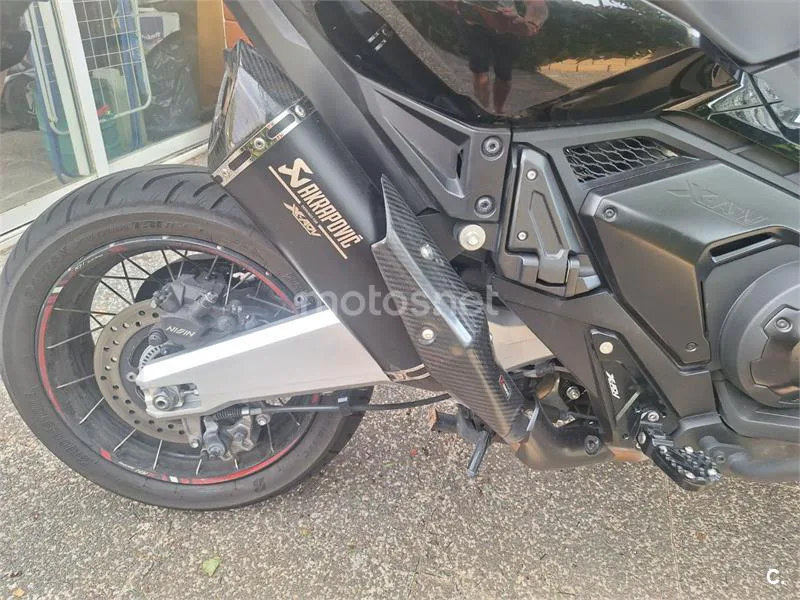 Honda X-ADV - Vista 11