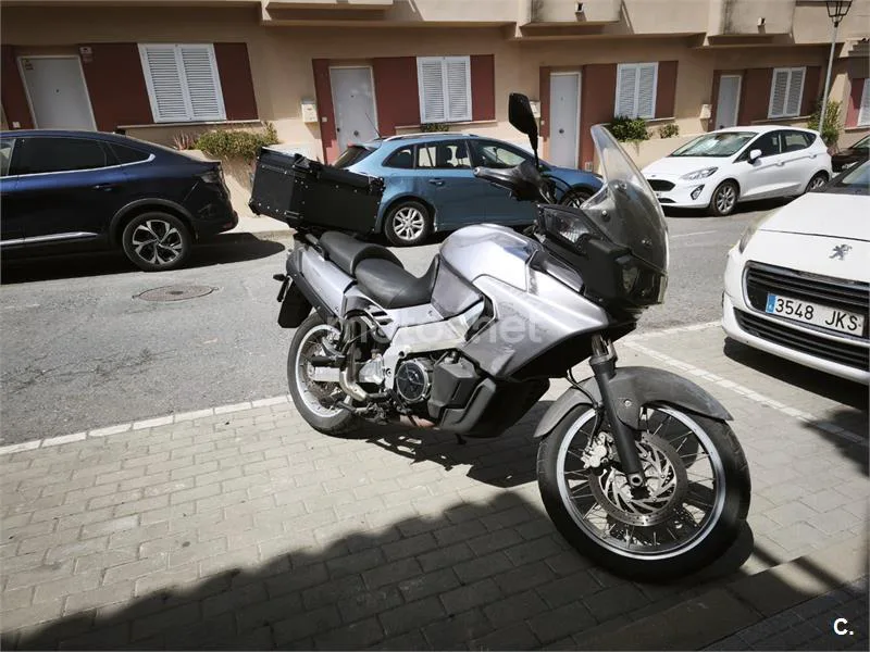 Aprilia ETV 1000 Caponord 2640 € 2001 Huelva - 2