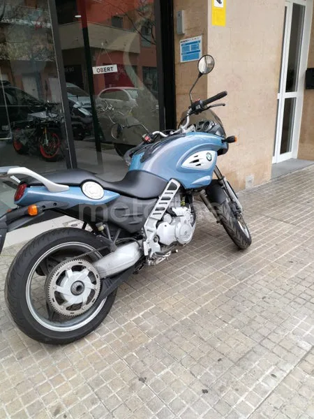 BMW F 650 CS - Vista 3