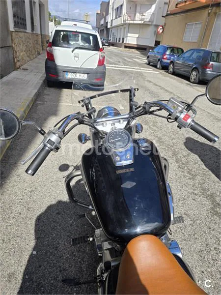 Honda Shadow 750 - Vista 4