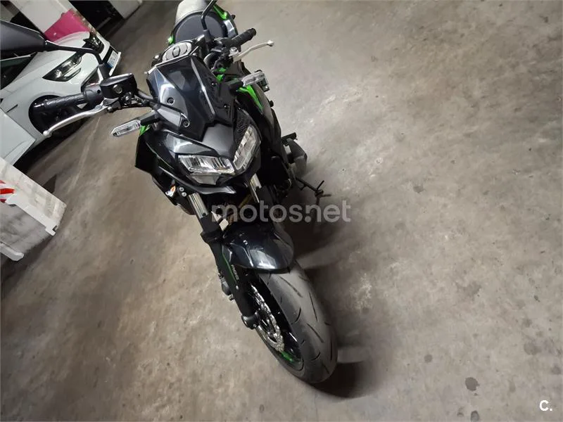 Kawasaki Z650 - Vista 3