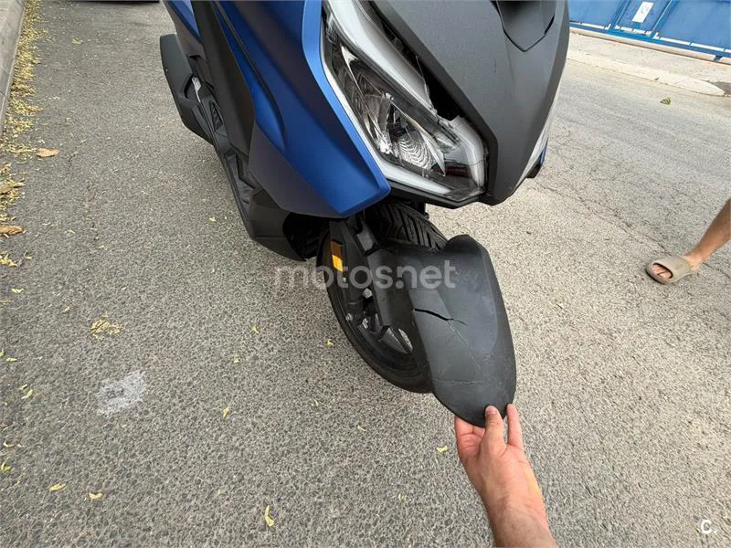 Honda Forza 125 - Vista 16