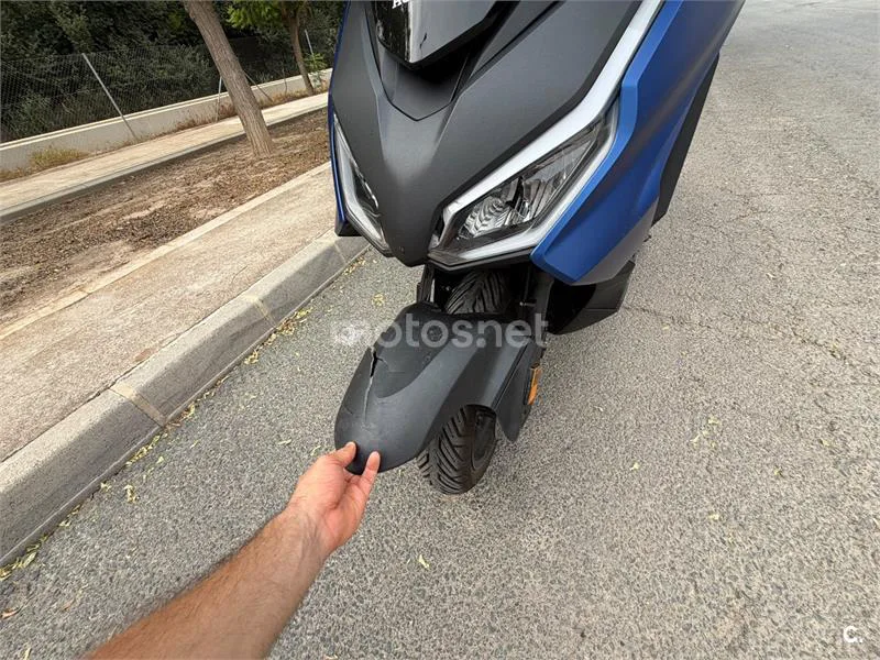 Honda Forza 125 - Vista 17