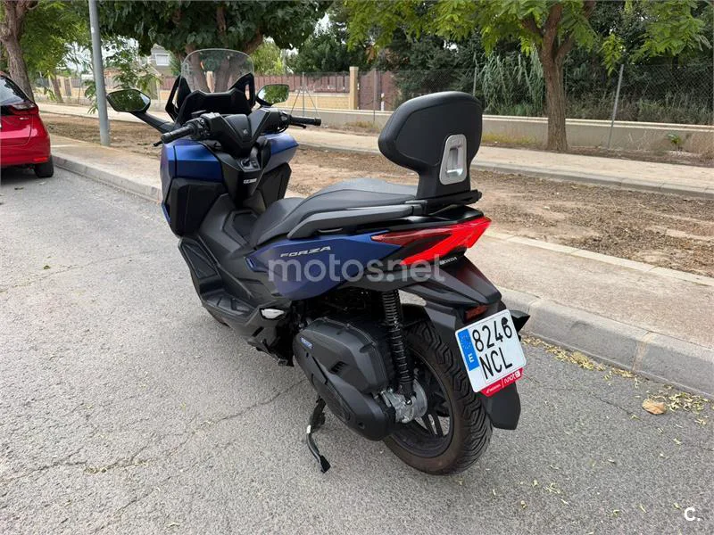 Honda Forza 125 - Vista 3
