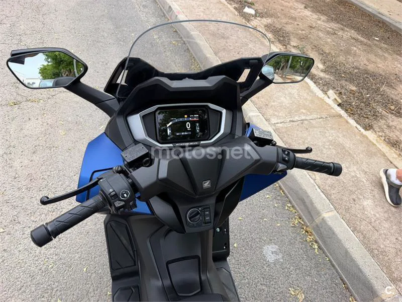 Honda Forza 125 - Vista 6