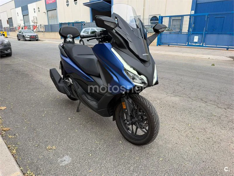 Honda Forza 125 - Vista 9