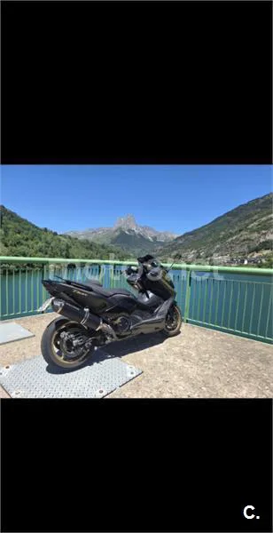 Yamaha TMAX 530 - Vista 4