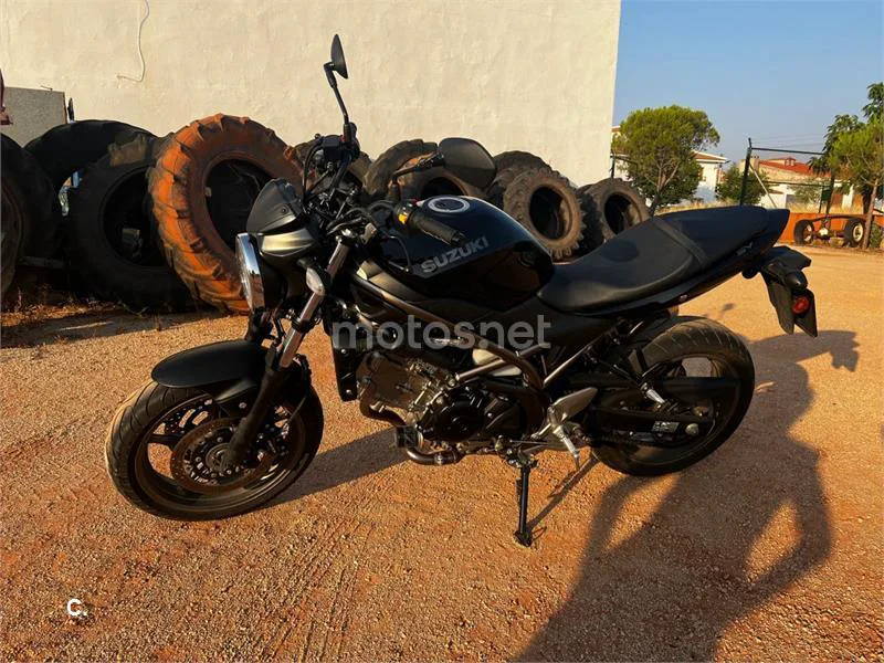 Suzuki SV650 - Vista 3