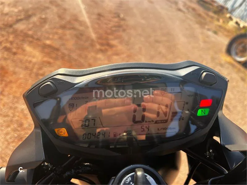 Suzuki SV650 - Vista 4