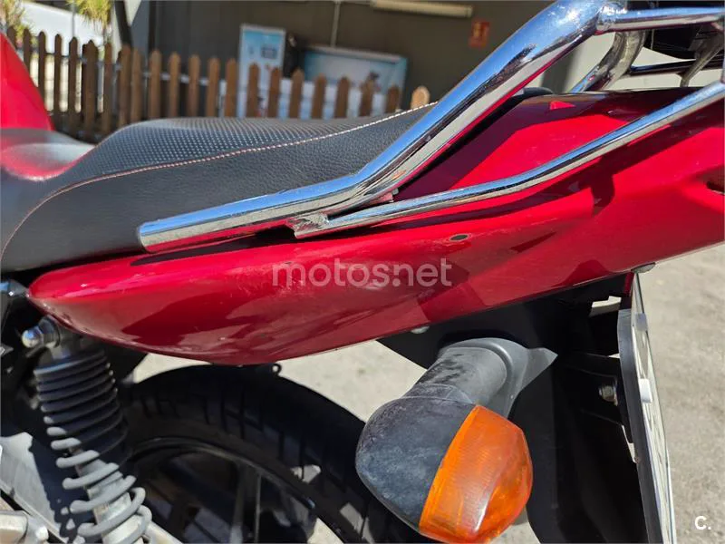 Yamaha YBR125 - Vista 4
