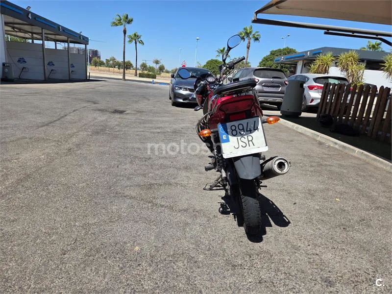 Yamaha YBR125 - Vista 6