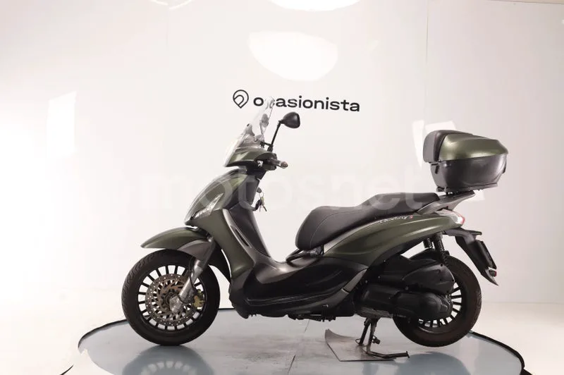 Piaggio Beverly 300 - Vista 5