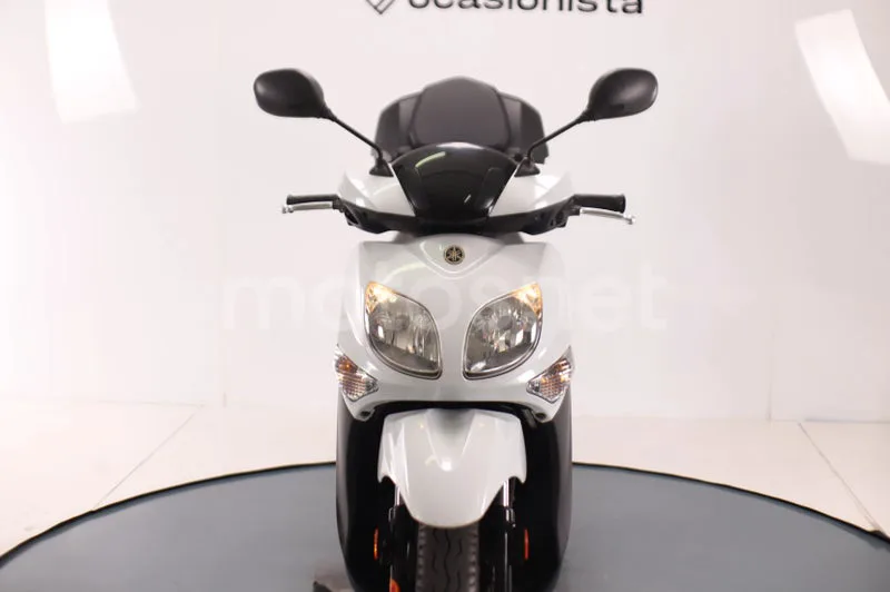 Yamaha Xenter 125 - Vista 10