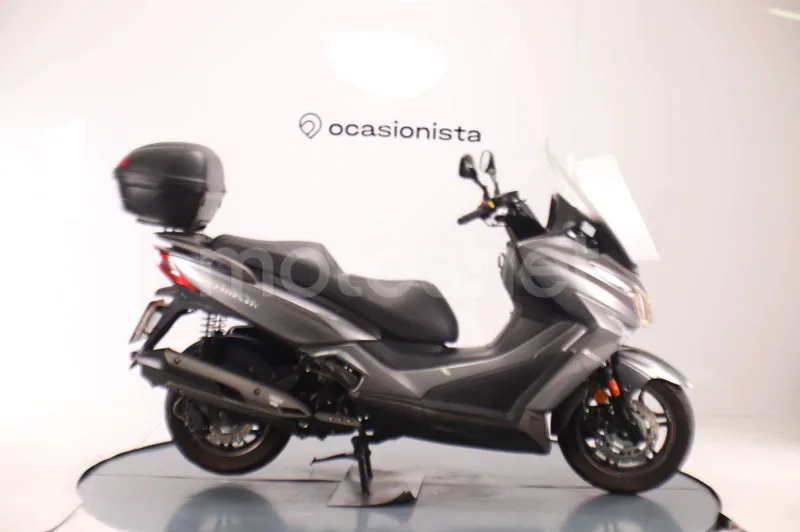 Kymco Grand Dink 300 2390 € 2018 Barcelona - 1