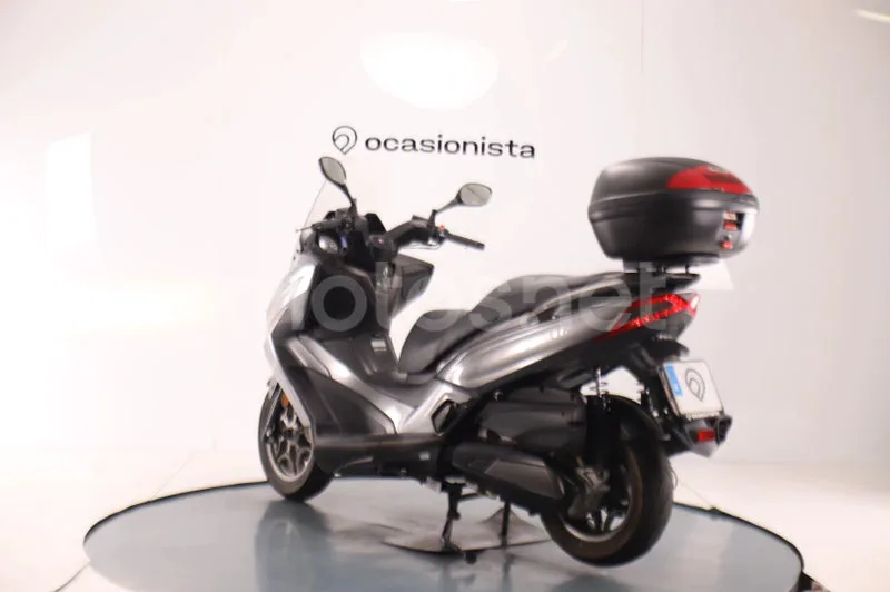 Kymco Grand Dink 300 - Vista 4