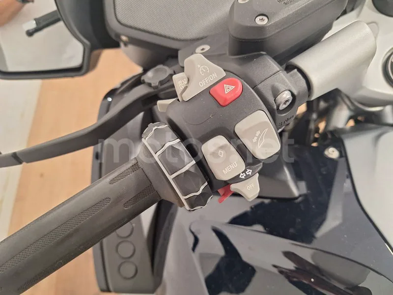 BMW R 1250 RT - Vista 5