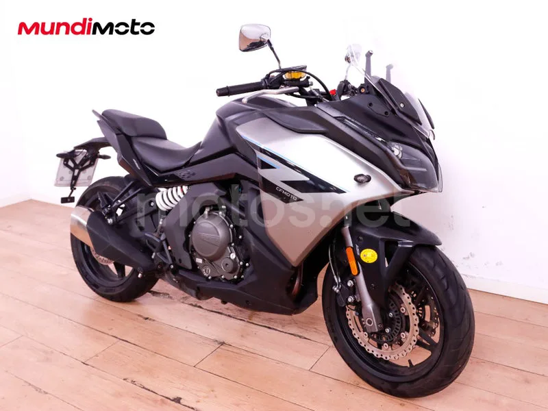 CFMOTO 650GT 4499 € 2021 Barcelona - 2