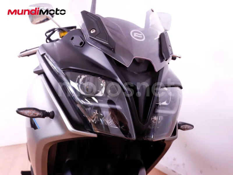 CFMOTO 650GT - Vista 5