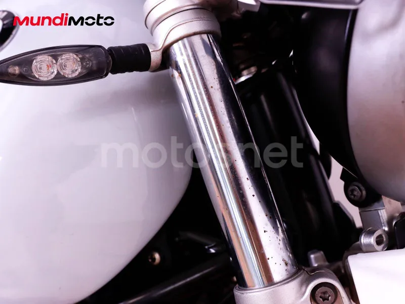 BMW R nineT - Vista 18