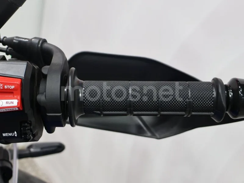 Yamaha Ténéré 700 - Vista 9