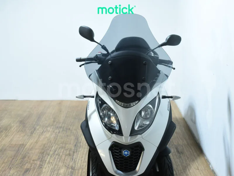 Piaggio MP3 - Vista 11