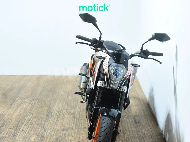KTM 390 Duke - Vista 11