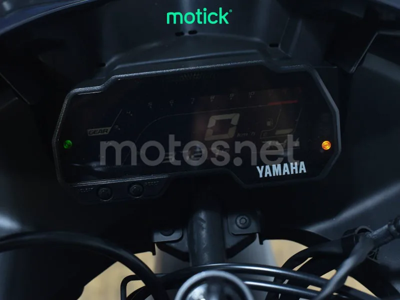 Yamaha YZF-R125 - Vista 5