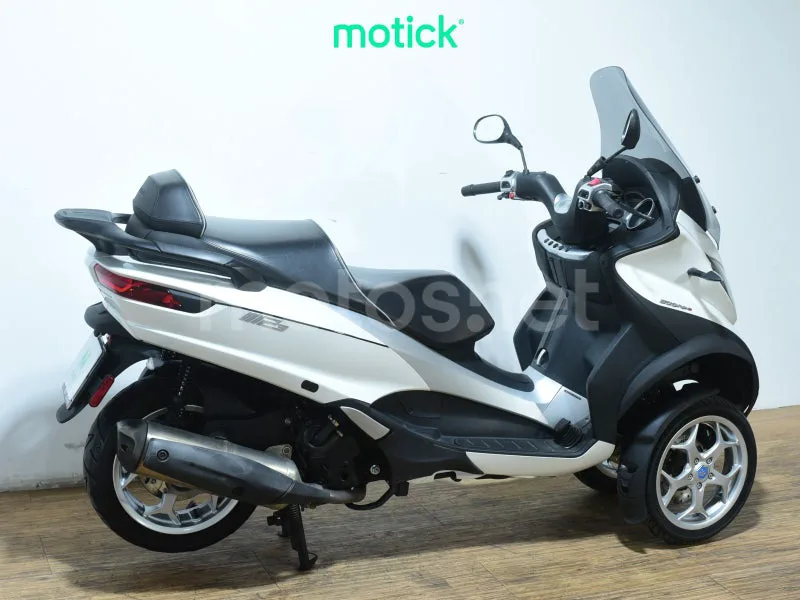 Piaggio MP3 - Vista 10