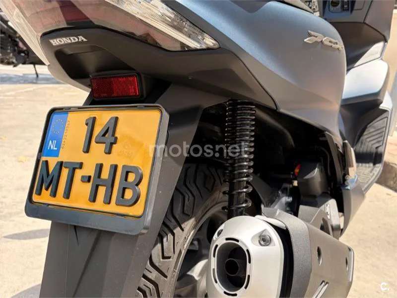 Honda PCX125 - Vista 14
