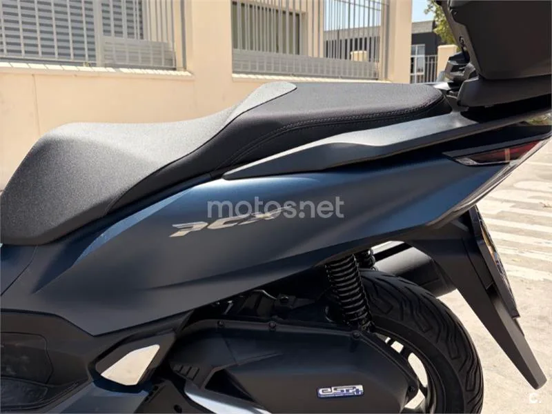 Honda PCX125 - Vista 5