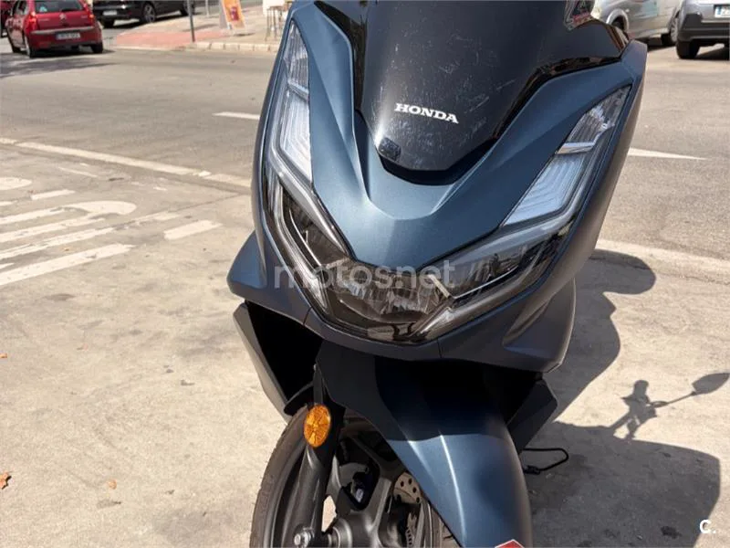 Honda PCX125 - Vista 7