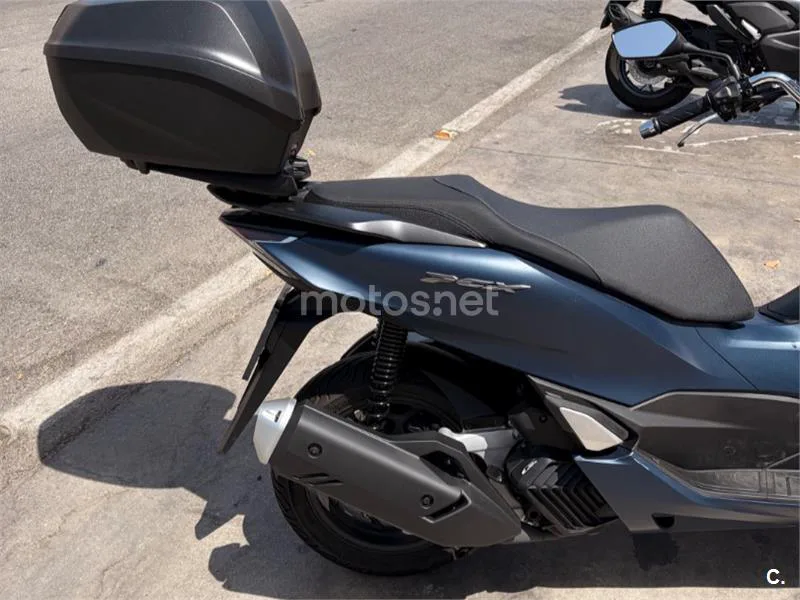 Honda PCX125 - Vista 8