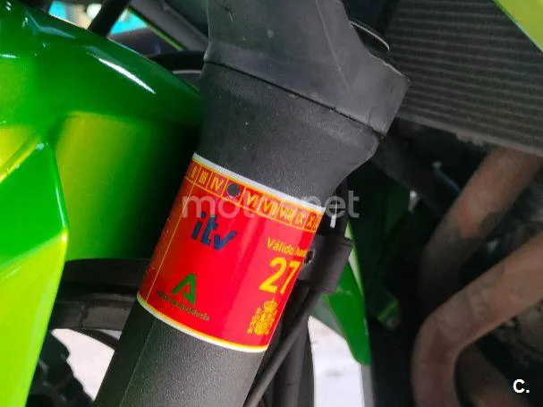Kawasaki ER-6f - Vista 10