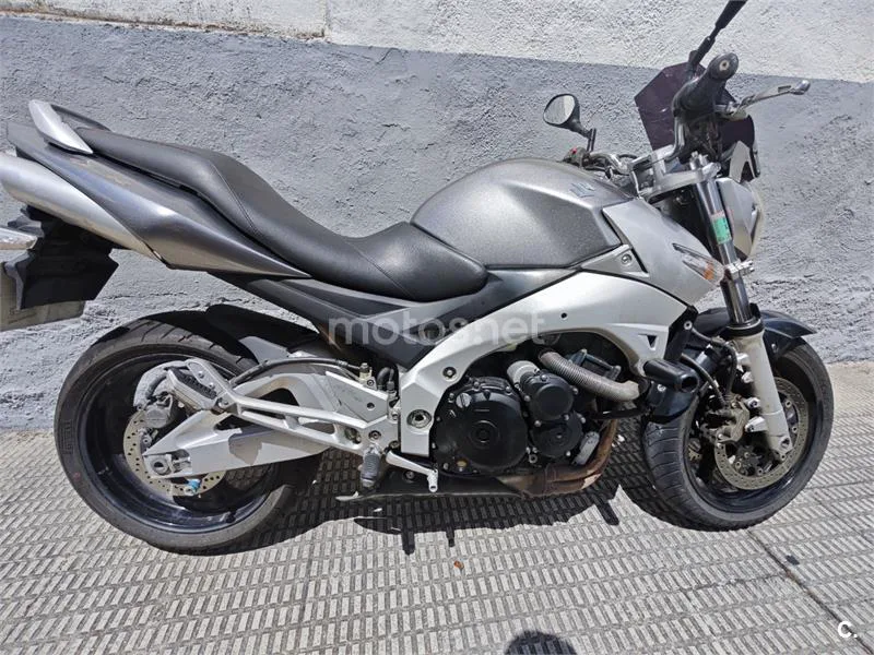 Suzuki GSR600 1550 € 2006 Navarra - 1
