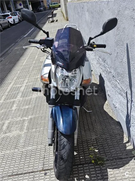 Suzuki GSR600 - Vista 5