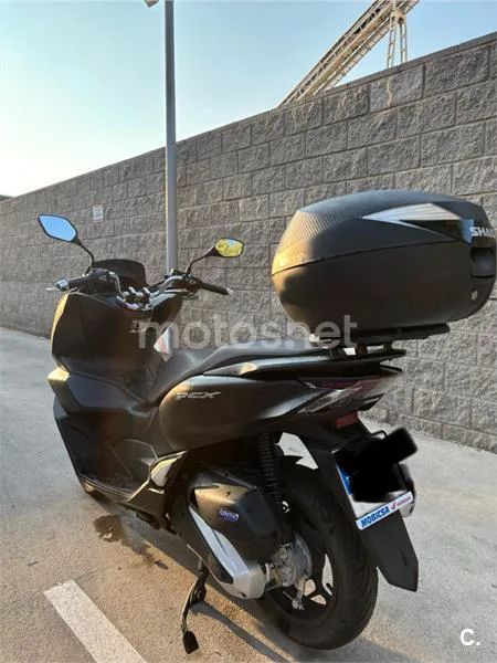 Honda PCX125 - Vista 12