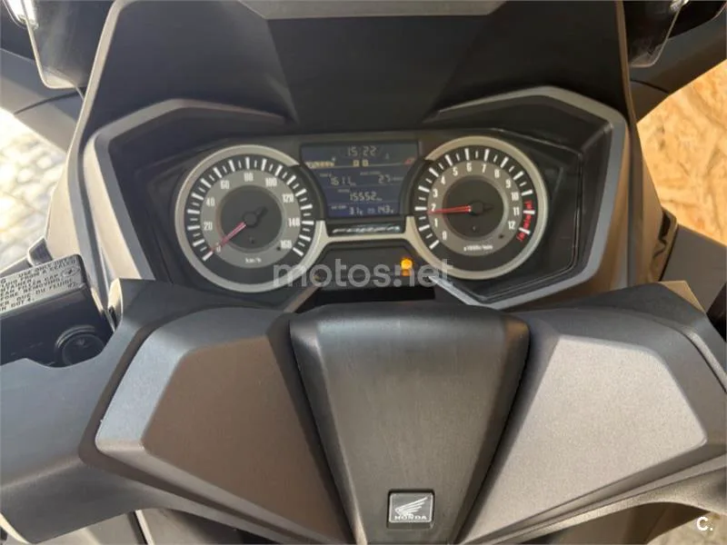 Honda Forza 125 - Vista 14