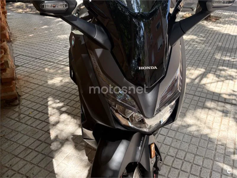 Honda Forza 125 - Vista 15