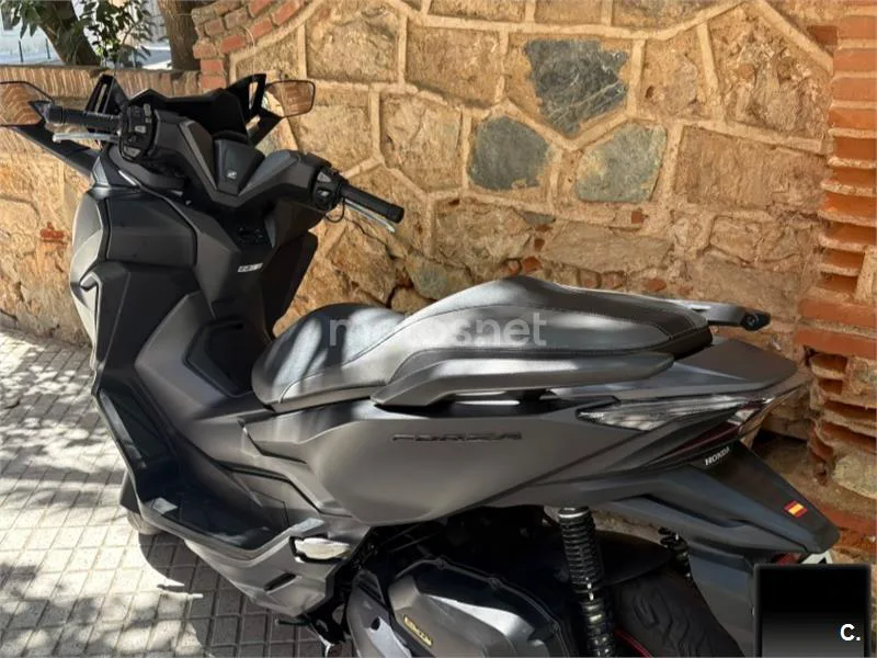 Honda Forza 125 - Vista 18
