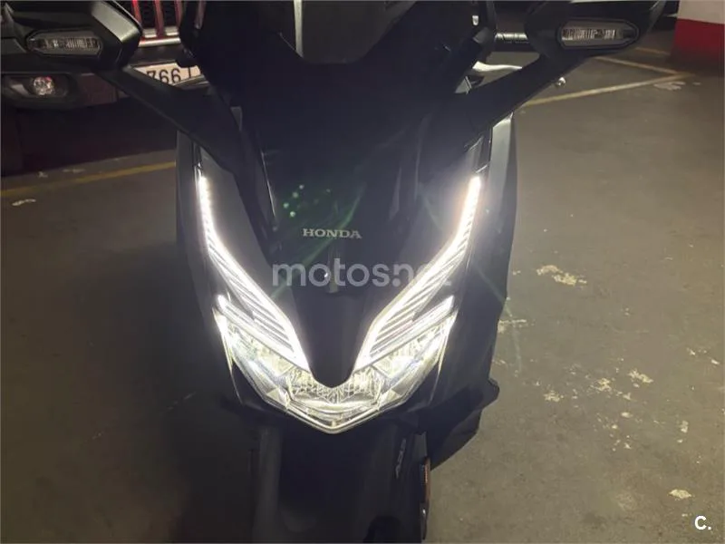 Honda Forza 125 - Vista 9