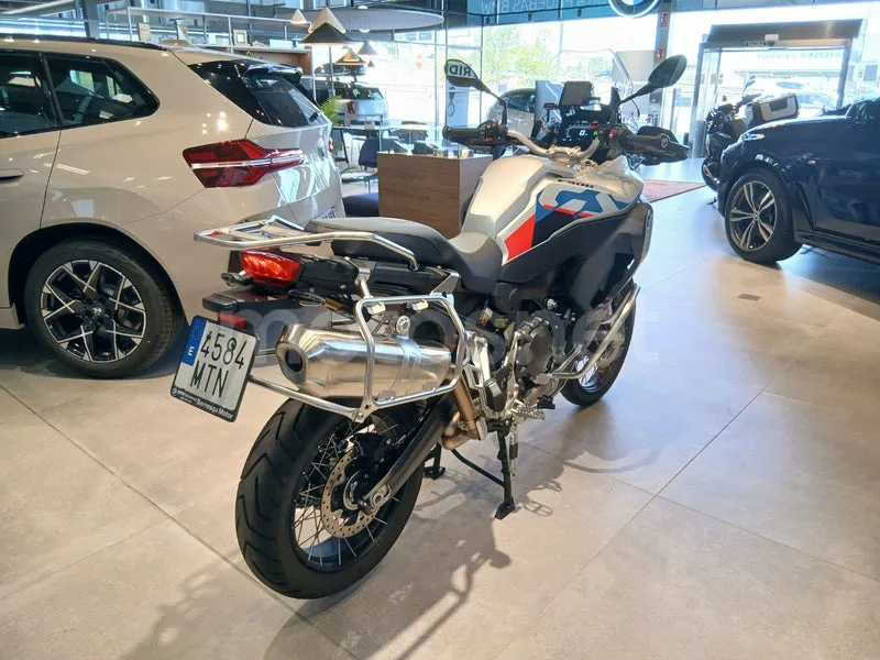 BMW F 900 GS - Vista 4